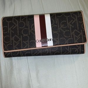 Women’s Calvin Klein wallet